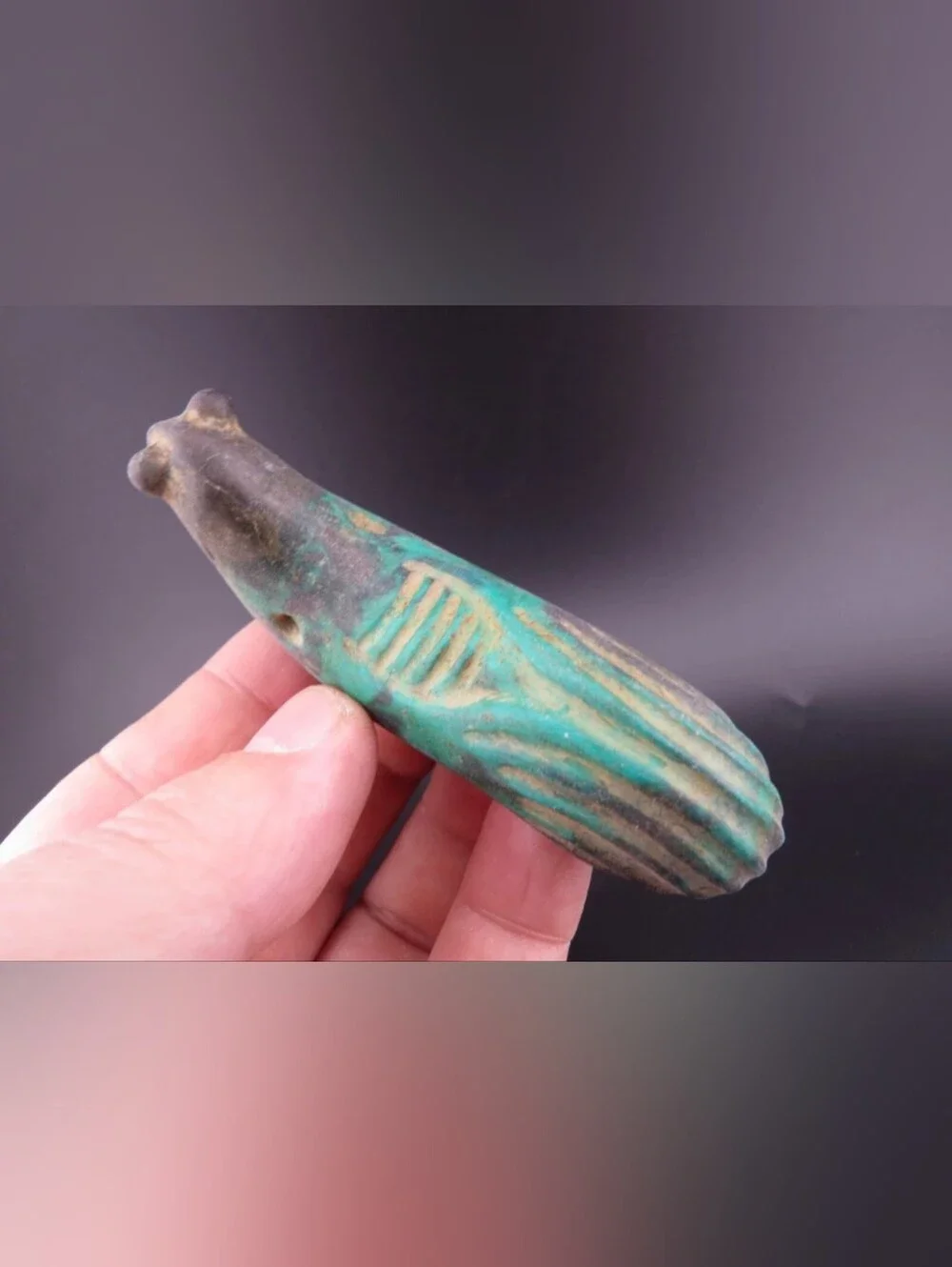 Decorative Jade Turquoise Bird Pendant